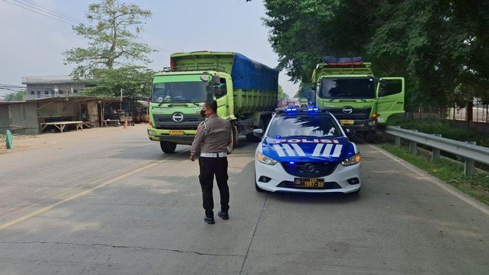 Dishub Banten Bangun Posko Tindak Truk Tambang Langgar Jam Operasional - Update 2