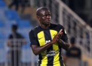 “Kontroversi Berlangsung: Jarang Terjadi, N’Golo Kante Marahi Wasit!”