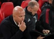 **Slot Tak Usah Banyak Mengeluh! Legenda Belanda Ruud Gullit Komentari Performa Liverpool**