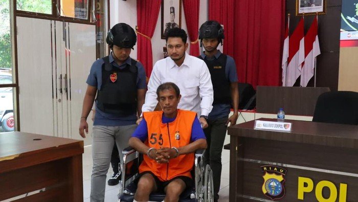 Kisah Horor di Riau: Pria Bejat Bunuh Teman, Paksa Istri Threesome!