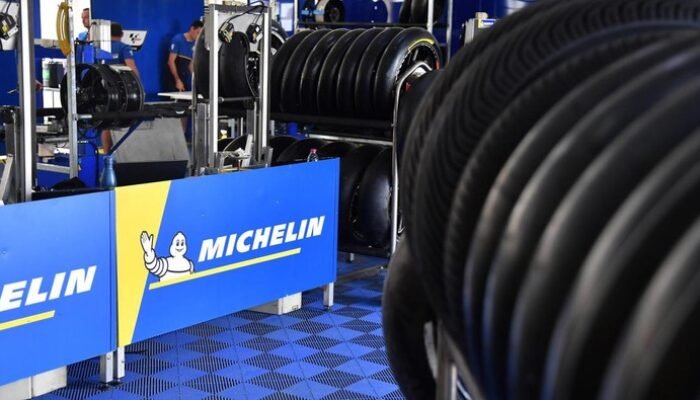 Bos Buruh Minta PHK Ratusan Karyawan Pabrik Ban Michelin Dibatalkan: Masa Depan Karyawan di Balik Protes ini?