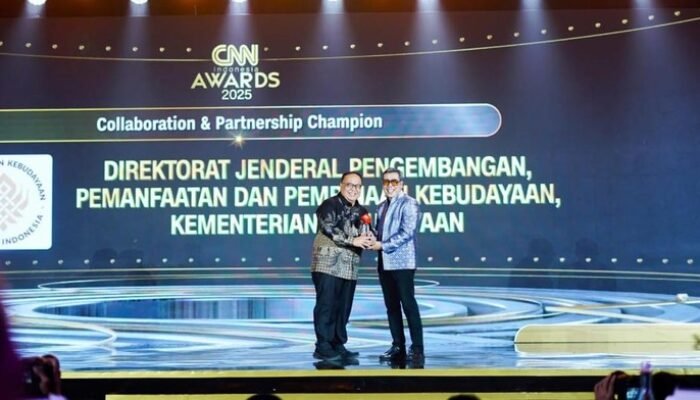 **Dari Konsistensi Menuju CNN Awards: Kemenbud Cetak Talenta Seni Budaya!**