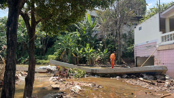 Darurat! Tanggul Baswedan di Jati Padang Jebol, Pramono Diminta Turun Tangan`