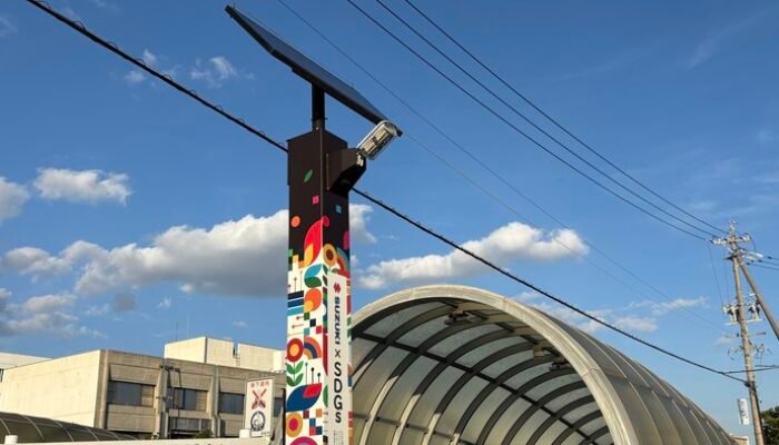 **Suzuki Manfaatkan Baterai Bekas Hybrid untuk Penerangan Jalan Cerdas**