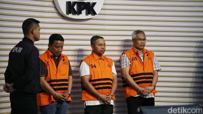 Gubernur Riau Diduga Mau Pakai 'Jatah Preman' Saat ke Malaysia, Inggris-Brasil - Update 2