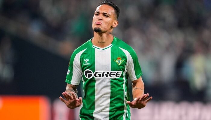 **Antony’s Firework Goal Lights Up Betis’ Win Over Lyon in Jaw-Dropping Match**