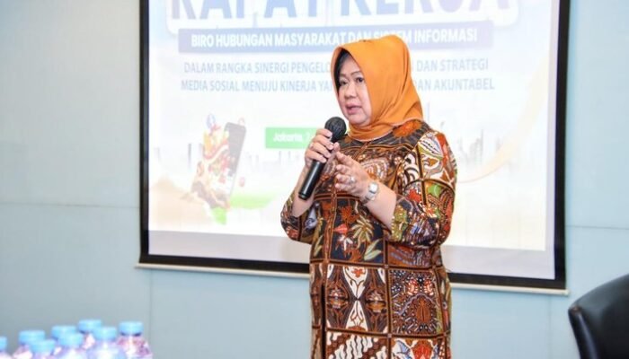 [Etika Digital: Siti Fauziah Ajak Pegawai MPR Berpikir Lagi]