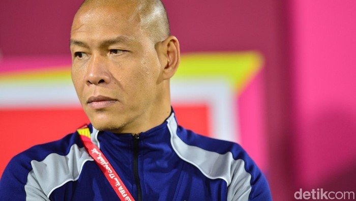 **Pelatih Nova Arianto Bersyukur, Indonesia U-17 Raih Kemenangan Sejarah di Piala Dunia U-17 2025**