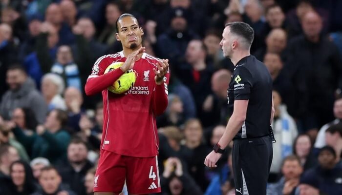 Liverpool Desak Penjelasan Wasit Setelah Gol Van Dijk Dianulir di Pertandingan Menentukan