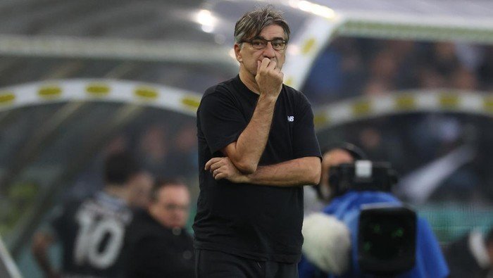 **Atalanta Pecat Ivan Juric Usai Dihajar Jay Idzes Cs di Sassuolo**