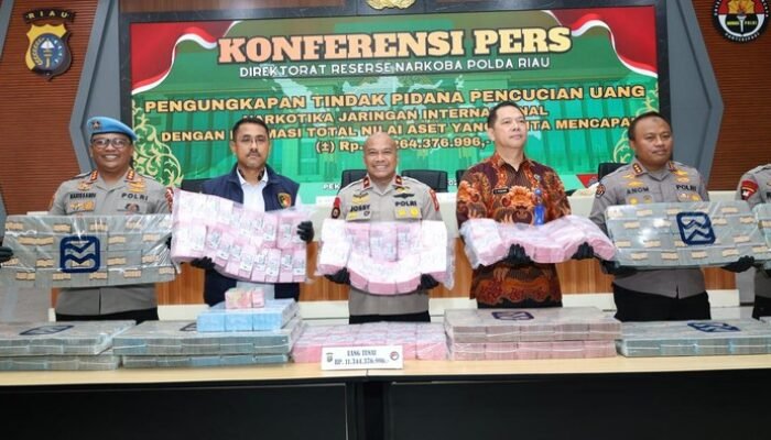 Bandar Narkoba Riau dan Rekening Ratusan Miliar Istri Abeng: Fenomena yang Menggemparkan!
