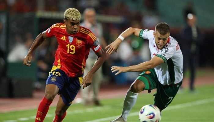 Terapi Tanpa Perizinan, Pelatih Spanyol Kejutkan Fans