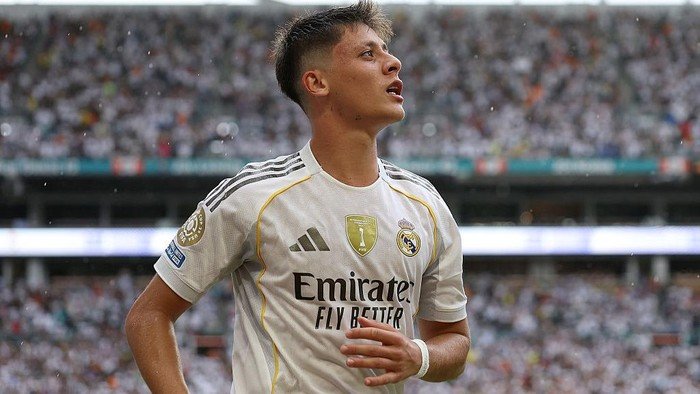 Kroos: Guler Bukan Penerusku, Tim Ini Butuh Perubahan Besar!