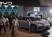 Penjualan Mobil 2025 Masih Berat, Gaikindo Bakal Revisi Target – Alternatif 2