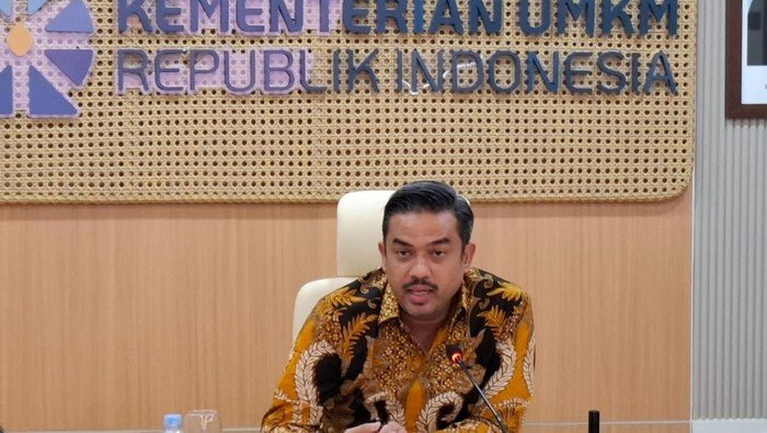 Baju Impor Bekas Sitaan Daur Ulang, Purbaya Sambut Respons Menteri UMKM