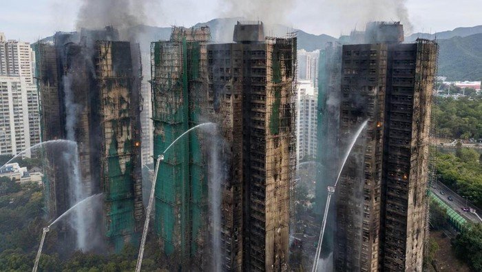 75 Jiwa Terkorbankan dalam Kebakaran Mengerikan di Apartemen Hong Kong