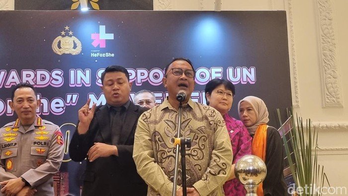 'HeForShe' Awards 2025: Kompolnas Apresiasi, Polri Perkuat Kesetaraan Gender dalam Tren Global