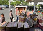 Ditlantas Polda Riau Bergerak Cepat, Kirim Bantuan untuk Korban Bencana di Sumbar!