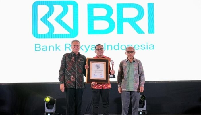 BRI Raih Predikat Sangat Terpercaya di Ajang Indonesia Trusted Companies – Alternatif 1