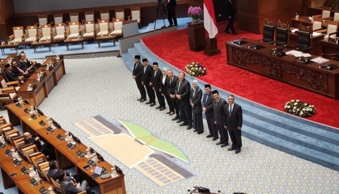 8 Calon Baznas Resmi Diterima DPR, Ketahui Siapa Mereka!