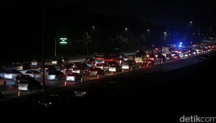 “Nggak Semua Jalan Tol Ada Lampu Penerangan, Ini Alasannya yang Mungkin Tidak Kamu Duga”
