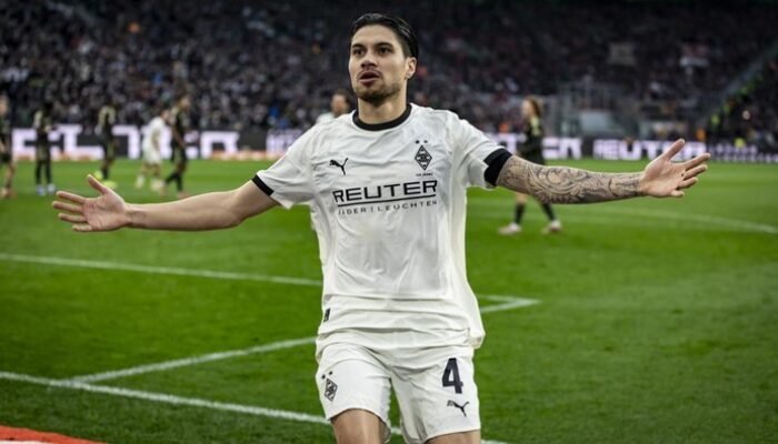 [Kevin Diks: Apes Dulu, Sekarang Menjadi Pahlawan Gladbach]