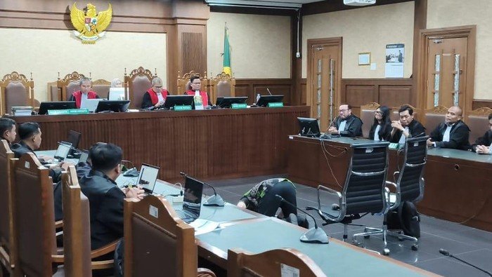 Junaedi Saibih Juga Bebas, Rintangi Penyidikan 3 Kasus Korupsi!