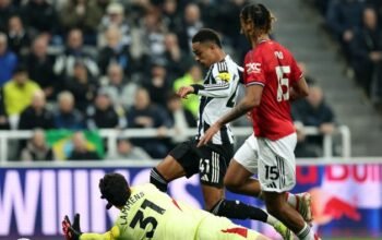 Konklusi Lammens: Ramsey Telah Melakukan Diving, Kartu Merah Adalah Pinalty yang Tepat!