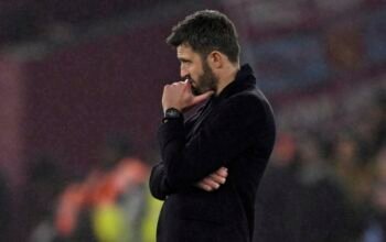 MU Kalah, Apa yang Salah Carrick? Performa Abominable MU Saat Lawan Newcastle, Siapa yang Bertanggung Jawab?