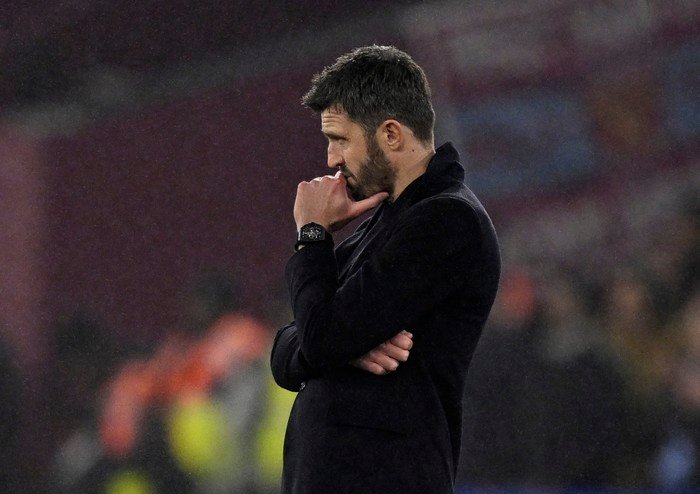 MU Kalah, Apa yang Salah Carrick? Performa Abominable MU Saat Lawan Newcastle, Siapa yang Bertanggung Jawab?