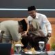Prabowo Salami, Cium Tangan Kiai: Bukber di Istana yang Mengejutkan