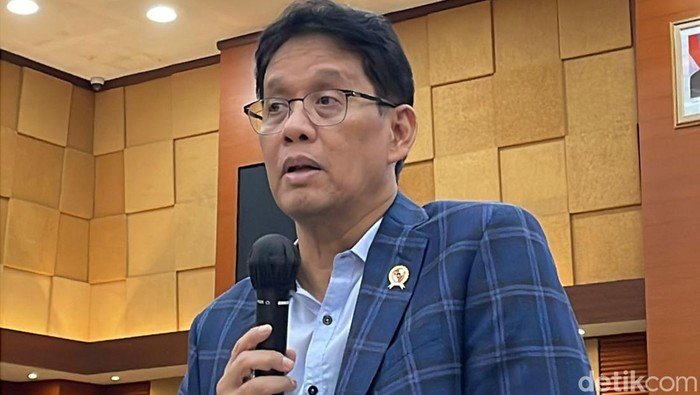 **Respons Fitch Ratings: Strategi Purbaya dalam Menjelajahi Global untuk Stabilkan Ekonomi RI**