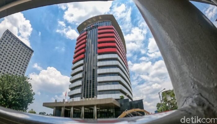 Skandal OTT KPK: Bupati Rejang Lebong Dijadwalkan untuk Ditangkap!