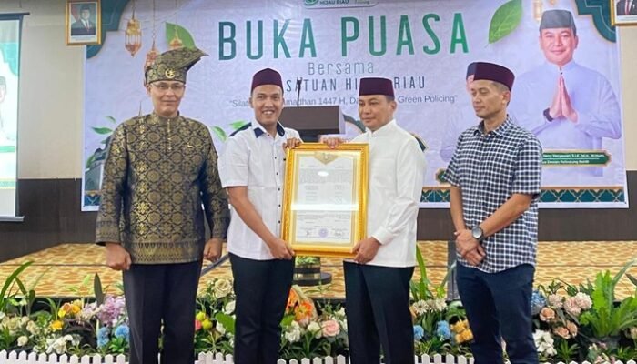 Kapolda Riau Terima Maklumat Hari Ekosistem, Jadi Simbol Penjaga Alam dari PeHR