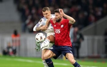 **Lille Vs Aston Villa: Tanpa Verdonk, Lille Gagal Menang 0-1 di Liga Europa**