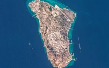 Iran Beri Reaksi Keras Usai Serangan ‘Paling Dahsyat’ ke Pulau Kharg