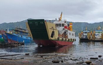 Kapal Pelni Terdampak Gelombang Tinggi, 7 Kru Dipastikan Selamat – Alternatif 4
