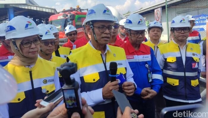 Prabowo Minta Kaji Hemat BBM, Kementerian ESDM Evaluasi Pembangkit: Solusi untuk Krisis Energi?