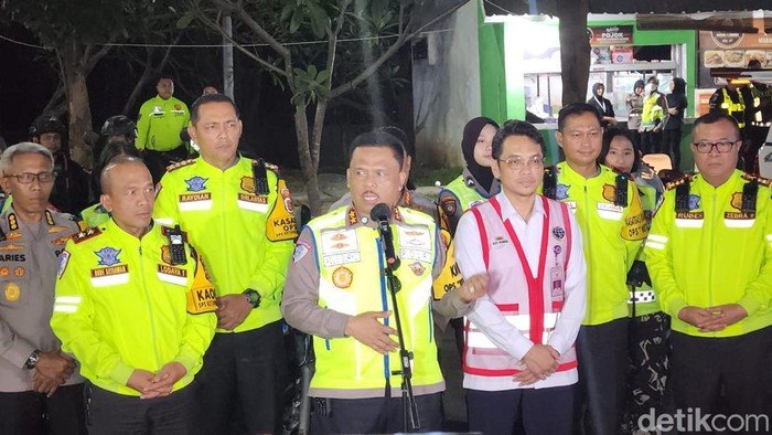 Perlambatan Lalin di Palembang-Jambi: Kakorlantas Sampaikan Penyebabnya!