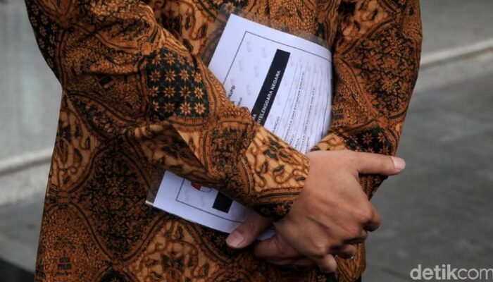 **”Dari Purbaya ke Dana Negara: Berapa Gaji Menteri yang Ideal?”**