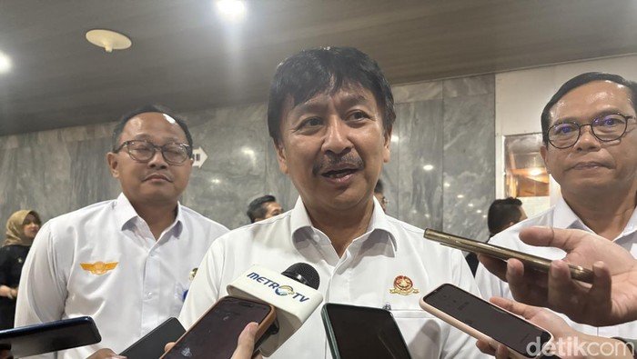 Kemenhub Klaim Berita Penerbangan Internasional Dihentikan Salah, Tetapkan Strategi Bisnis yang Efektif