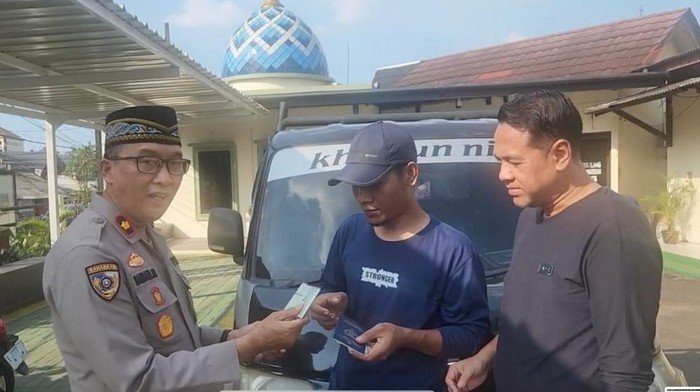 Polsek Serahkan Mobil Korban Kasus Penggelapan, Langsung Dipakai Mudik Lebaran: Reaksi Menjijikkan dari Pelaku!