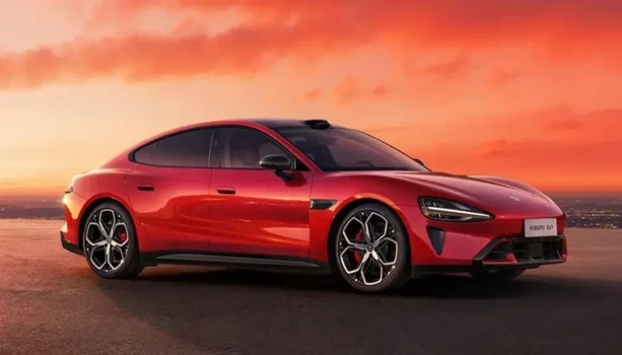 **Xiaomi SU7, Mobil Terbaru yang Banjir Pesanan dalam 8 Jam**