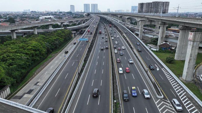 Arus Balik Lebaran Hari Terakhir, 35 Ribu Mobil Datang dari MBZ, Jakarta Kebanjiran Kendaraan!