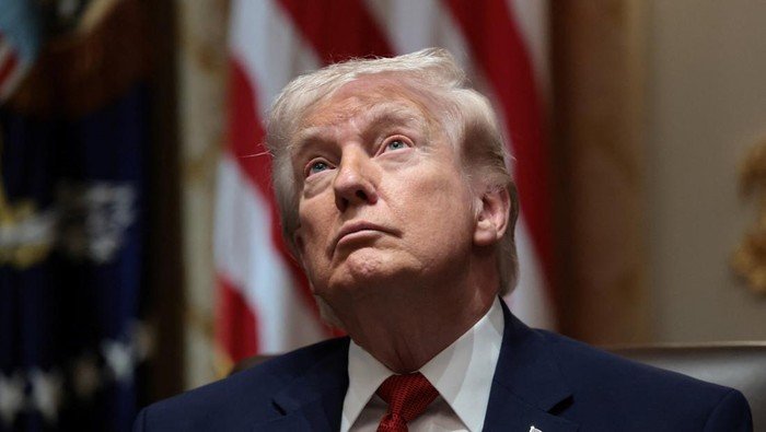 Trump Ngaku AS Sedang Negosiasi dengan Ketua Parlemen Iran: Mungkinkah Perdamaian di Timur Tengah?